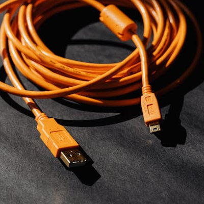 Cheap computer cables